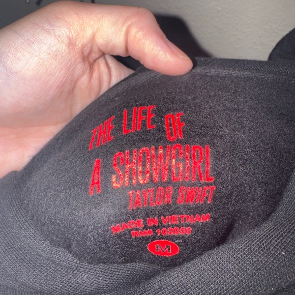 Taylor Swift I LIKE MY FRIENDS CANCELLED! HOODIE - Picture 5 of 5